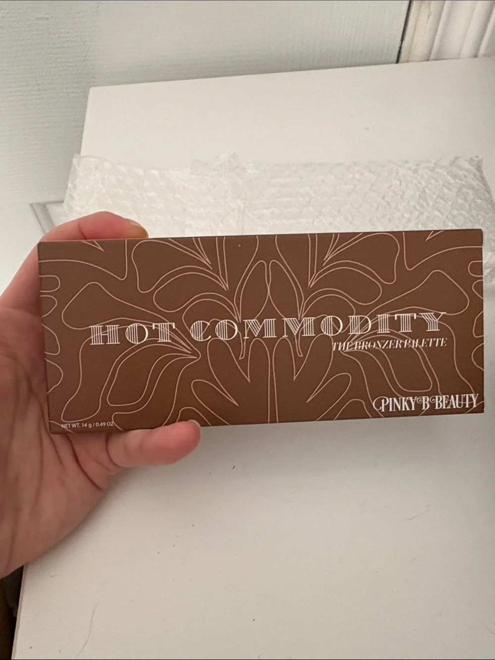 Pinky B Beauty Bronzer & Contour Palette - Hot commodity